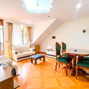 Apartamento Comoda Casa Cerca Al Estadio Y Metro, Barrio Floresta,, Medellín