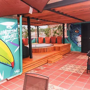 Apartamento Parque Provenza And Lleras Minutes Away, Medellín